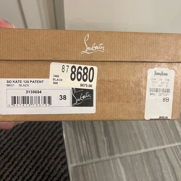 Christian Louboutin
So Kate Patent Pointed-Toe Red Sole Pump - Picture 5 of 7